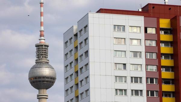 Cene delnic nemških stanovanjskih velikanov letos strmoglavile za več kot 50 odstotkov