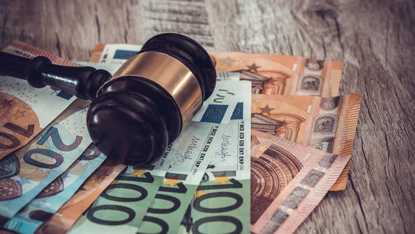 Država bo vrnila predvidoma 5,7 milijona evrov koronskih glob