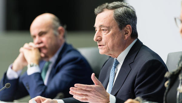 Šef ECB odgovarja: je upočasnitev prehodna ali pa smo na robu recesije