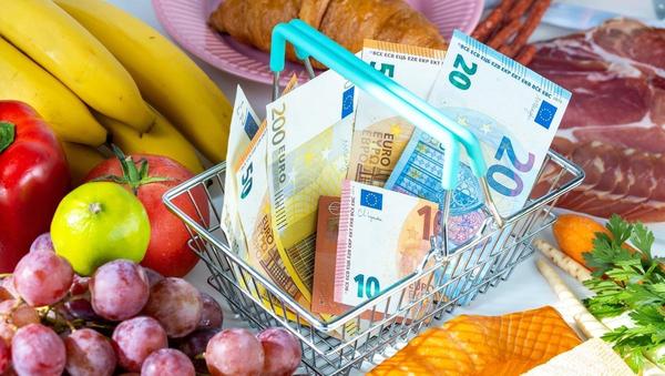 Slovenska inflacija je januarja znašala 9,9 odstotka in je v primerjavi z decembrom upadla