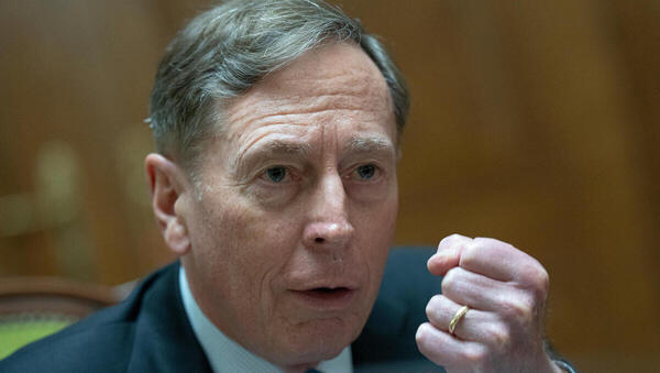 David Petraeus, ex CIA: Iran je zelo odporen in ne bo odstopil od svojih zahtev
