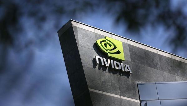 Nvidia utrjuje vodilni položaj v ekosistemu umetne inteligence