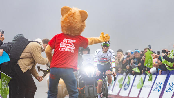 Generali zavarovalnica soustvarjala kolesarski praznik Pogi Challenge s Tadejem Pogačarjem