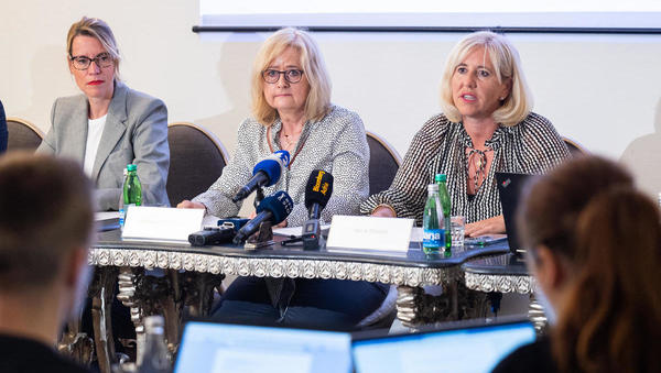 Slovenija letos manj zanimiva za tuje naložbe kot lani