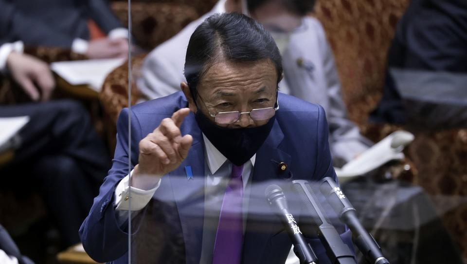 abenomics champion bows out as japan seeks post-pandemic reboot