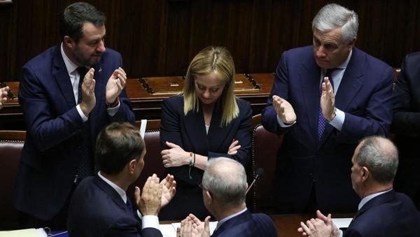 Giorgia Meloni želi utrditi svojo moč s preoblikovanjem korporativne Italije