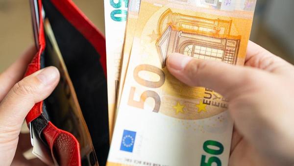 Tudi A1 bo poleg Telekoma in Telemacha lahko naročnikom enostransko zaračunal inflacijo