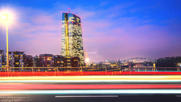Zadnji dvig ECB in potem dolgo več nič? Stagflacija se plazi po Evropi