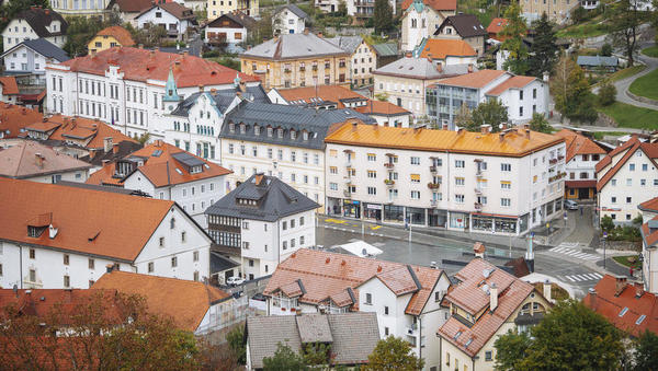 Kje v Sloveniji so stanovanja in hiše najcenejše in kje najdražje