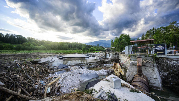 Podjetja, ki niso uspela oddati ocene škode po poplavah, lahko to še vedno storijo