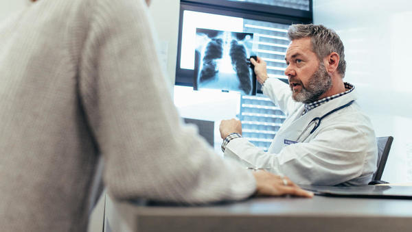 Kako so lani delale in zaslužile specialistične ambulante