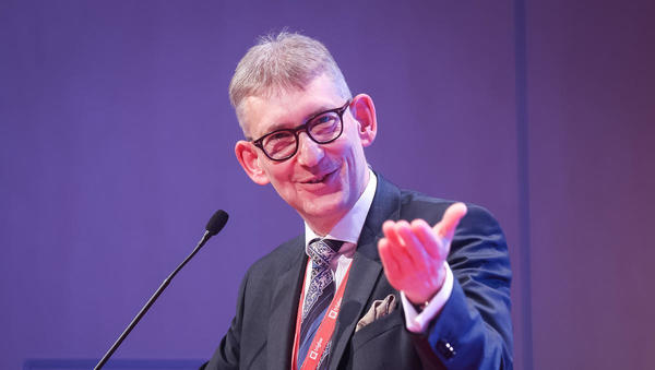 Strateški svet za davke bojda samo o sodelovanju delavcev pri dobičku podjetij