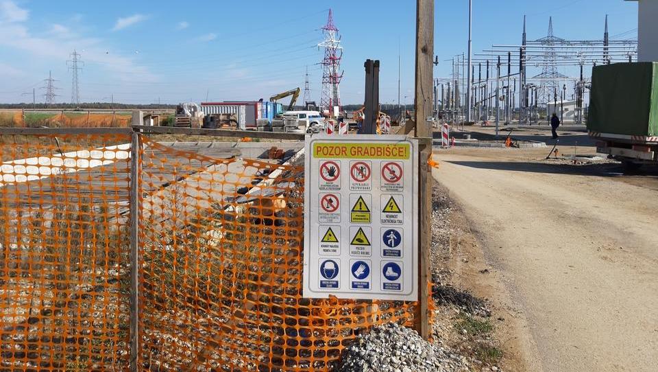 Poglejte, kaj nam prinaša elektro povezava z Madžarsko