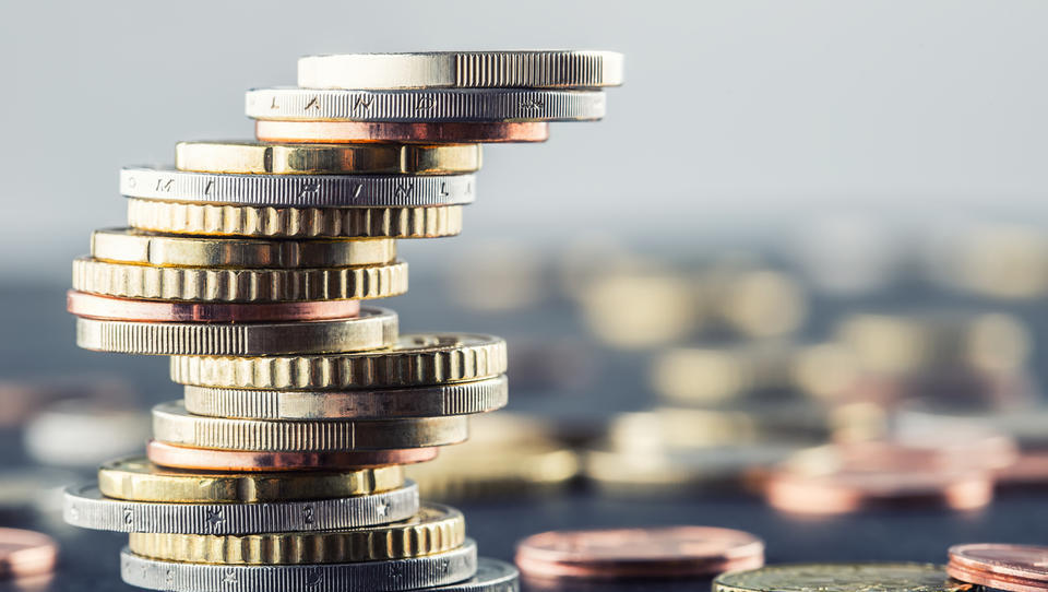 Pojasnjujemo: kaj lahko dolgujete državi in ste še vedno upravičeni do protikoronapomoči