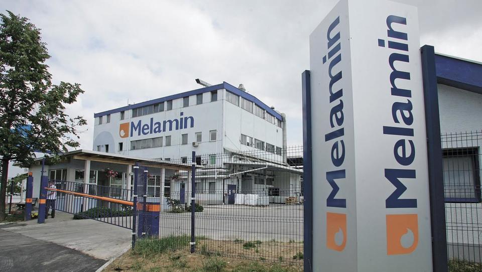 BAMC sells a third of Melamine;  buyers from Austria, in the background Slovenians, former co-owners of Bie Separations thumbnail