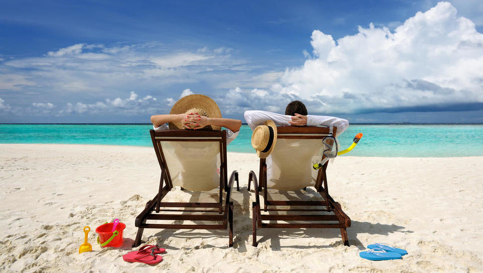 Ali preživite leto zastoja Slovenije, jesensko epidemijo, kdaj boste šli vnovič v službo, kdaj si upate pomisliti na počitnice