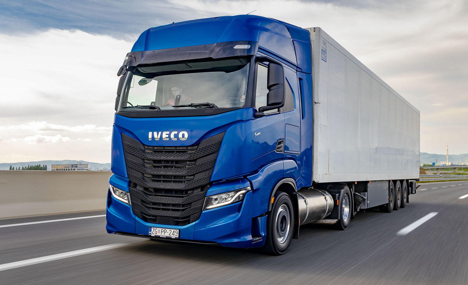 U Hrvatskoj smo vozili novi Iveco S-Way NP 460