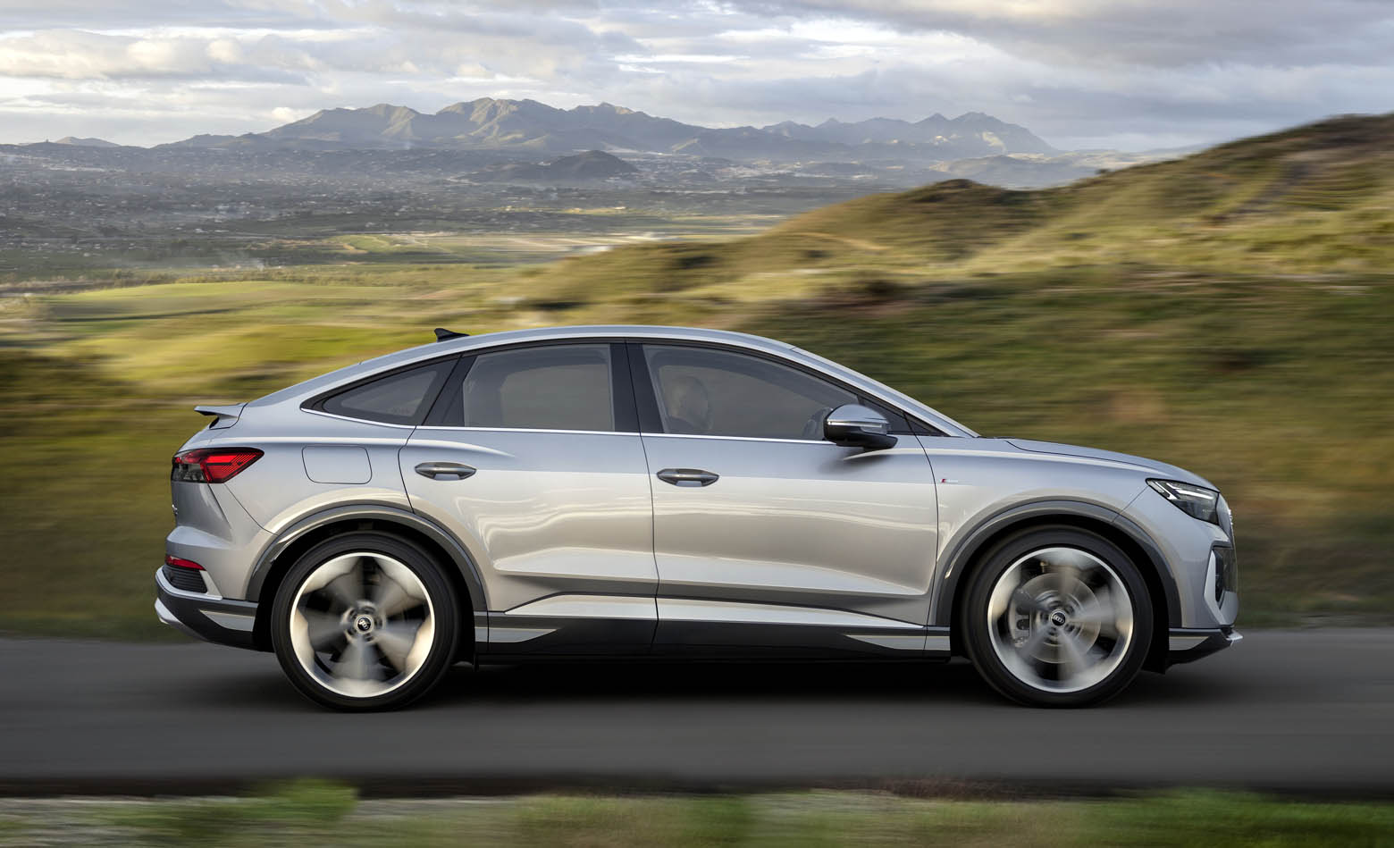 Audi Q4 etron i Q4 Sportback etron