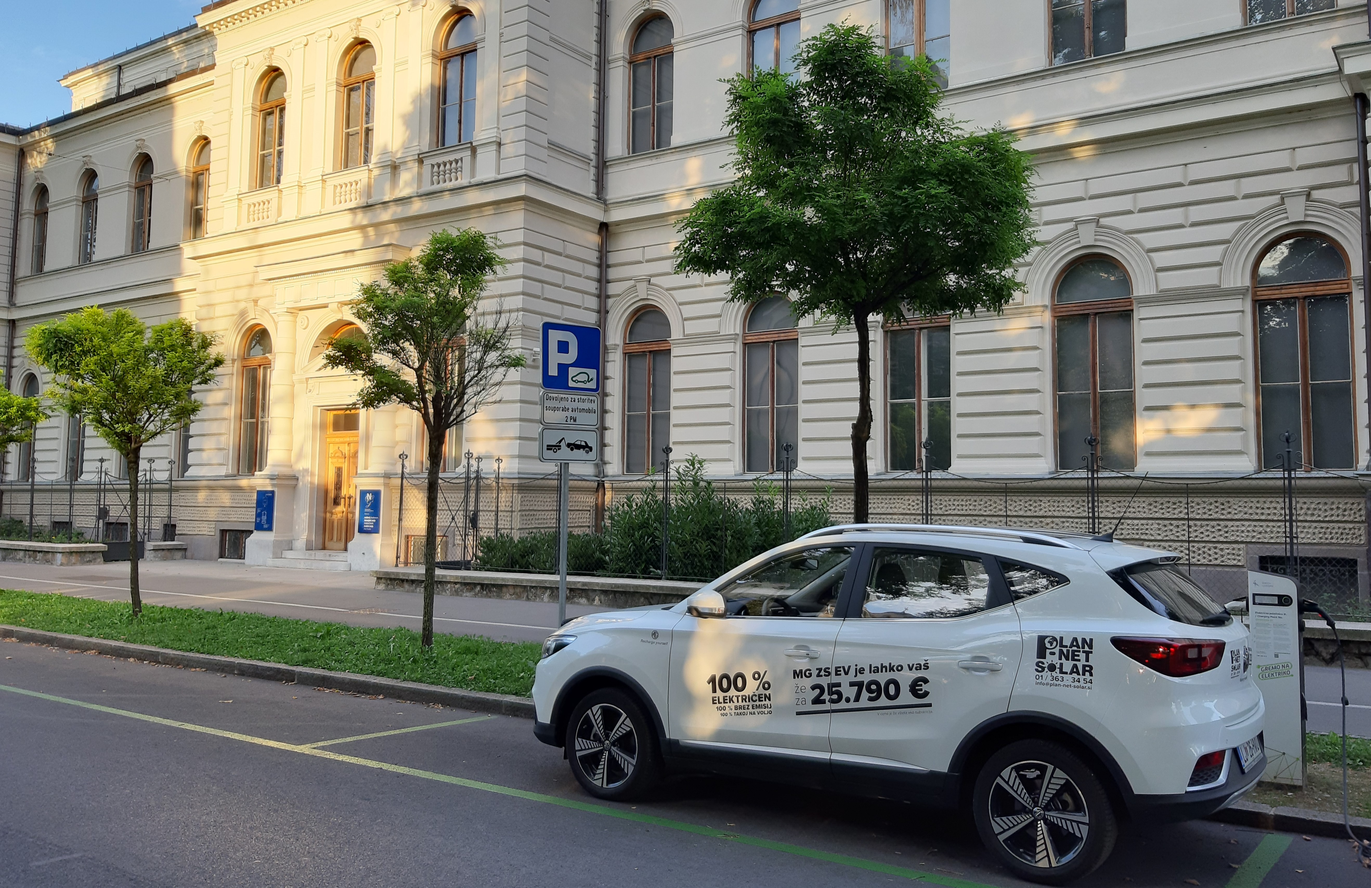 Орыс порно в жопу Ұстаздың алтын душ берген порно видеосы