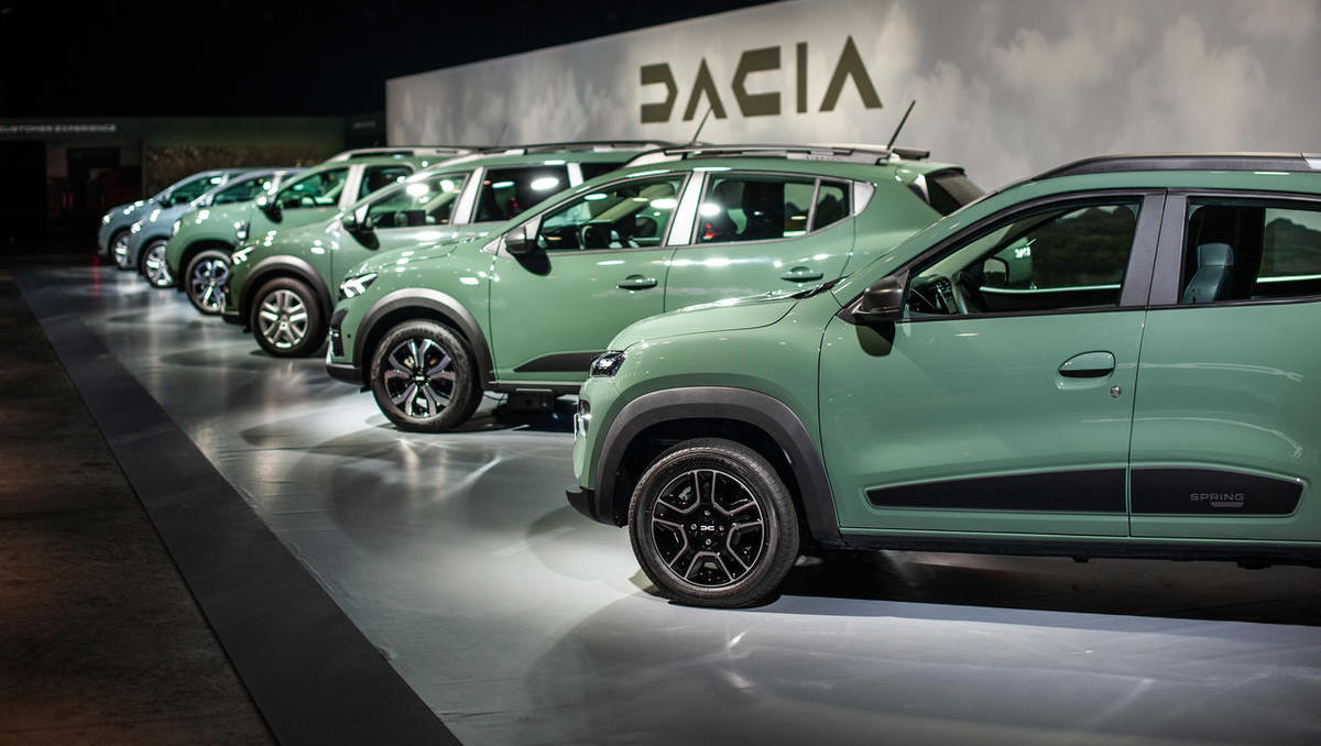 Dacia razmišlja bolj široko, motorji z notranjim zgorevanjem tudi po 2030