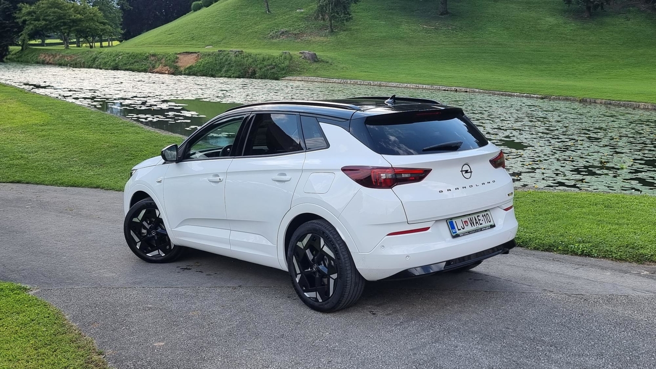 Opel Lani Povečal Prodajo Za 15 Odstotkov, V Sloveniji Bo Rasel V ...