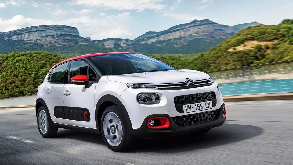 Citroën s šaljivostjo nad tekmece, ki vladajo z zrelostjo