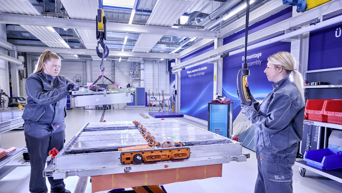 Kako se bodo ZDA in Evropa otresle odvisnosti od kitajskih baterij za avtomobile 