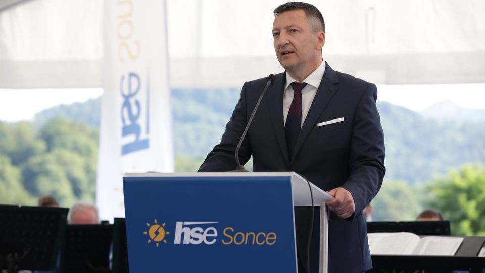 Začela se je gradnja največje slovenske fotovoltaike