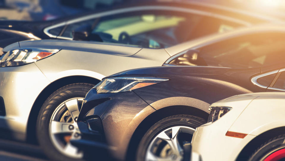 Marec je v EU zaznamoval precejšnji upad prodaje e-avtov