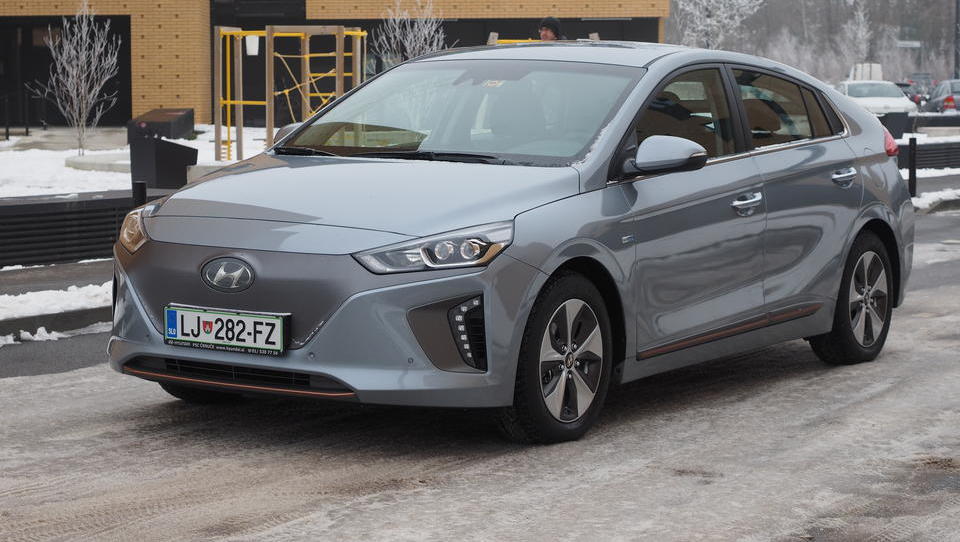 Hyundaiev odločni vstop v električni in digitalni svet