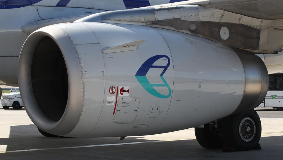 Kako bo Adrio Airways udaril umik Estoncev in druge zimske težave 