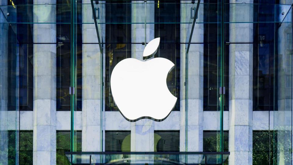 Apple in Irska podpisala sporazum o vračilu nedovoljenih davčnih olajšav