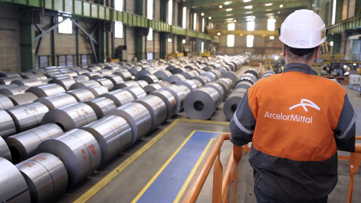 ArcelorMittal bo kupil in očistil italijansko jeklarno