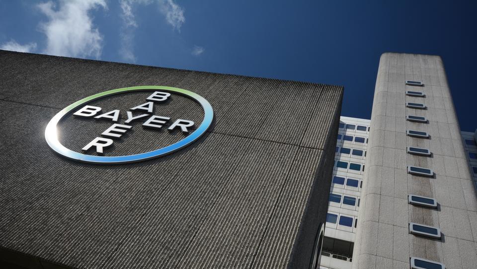 Kmetijski posel Bayerju prinesel rast dobička nad pričakovanji