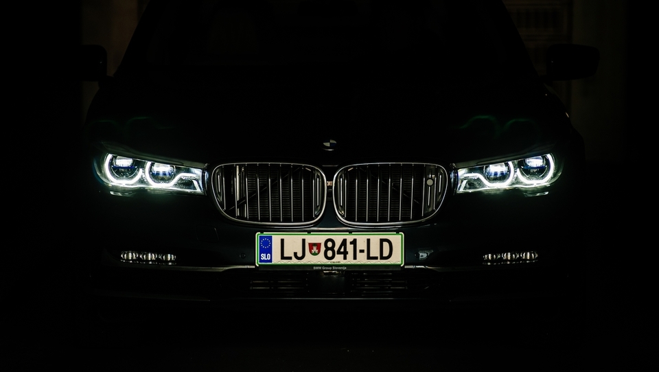 BMW po slabem januarju nazaj na prestol nemške trojice