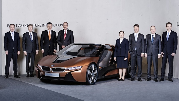 BMW v nestabilni Evropi raste na krilih prodaje luksuza