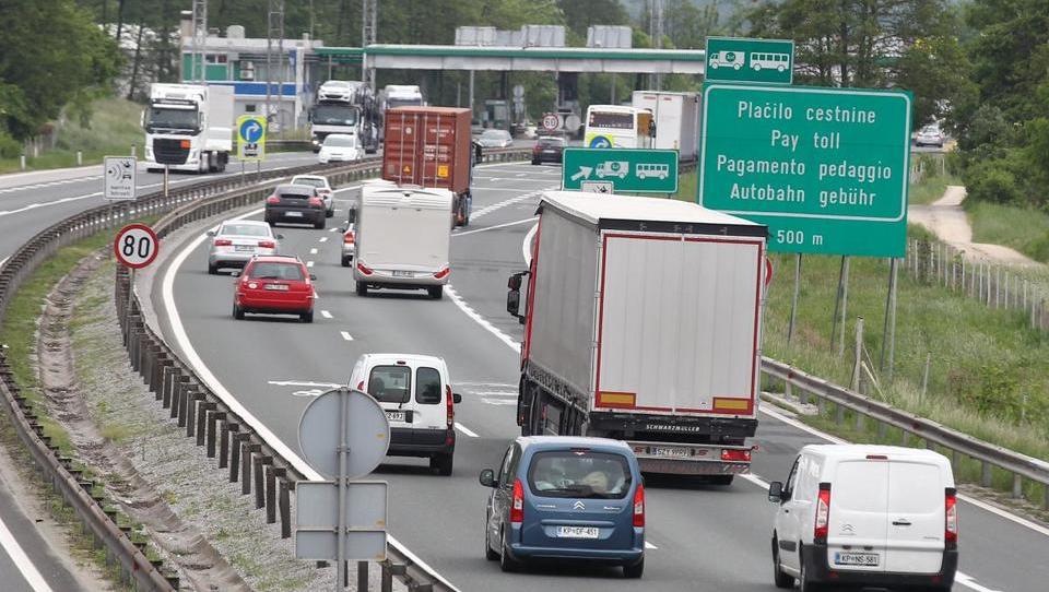 Šef Darsa Vidic gre po dodatnih 44 milijonov evrov k uporabnikom avtocest