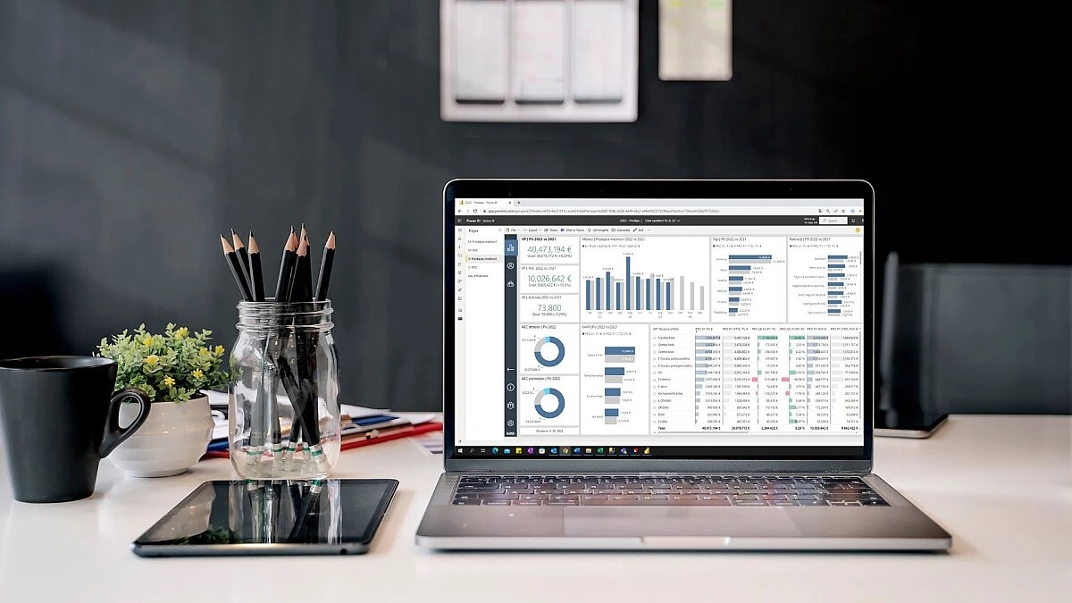 B2 BI Webinar: Data Storytelling skozi Power BI vizualizacije
