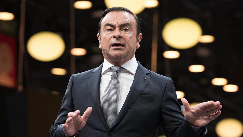Prvi mož Renaulta in Nissana Carlos Ghosn aretiran, delnice družbe najnižje v treh letih