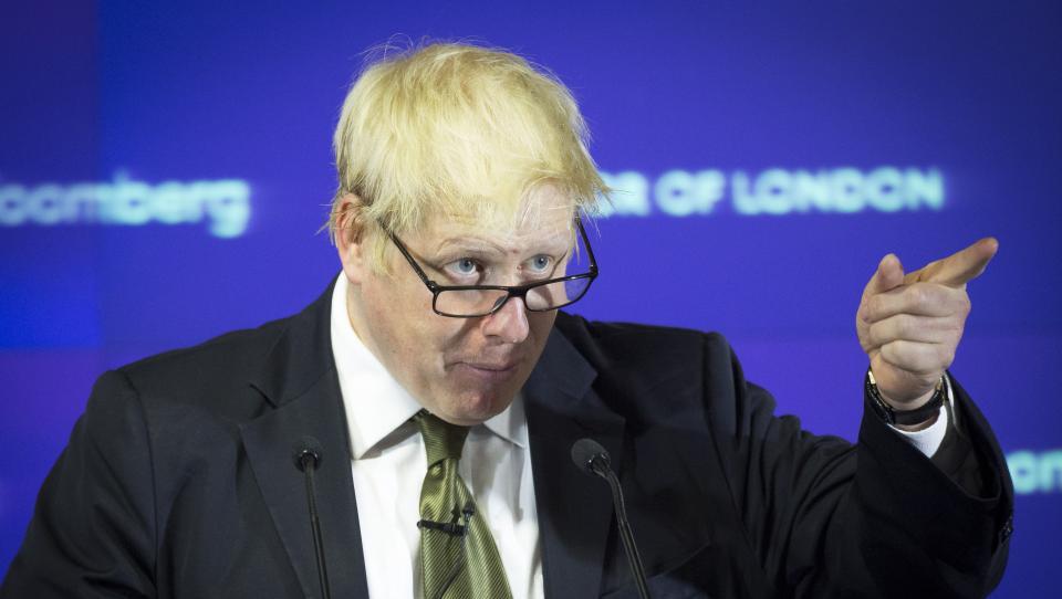 Paradoksi  Borisa Londonskega  v bitki za brexit