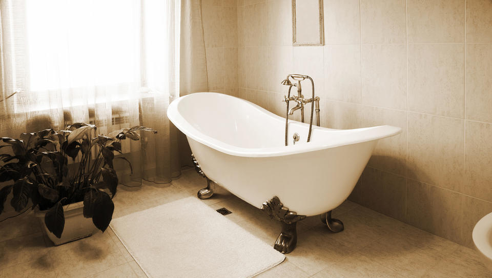 Tudi če je bilo stanovanje brez kopalnice, ste bili v socializmu zadovoljni