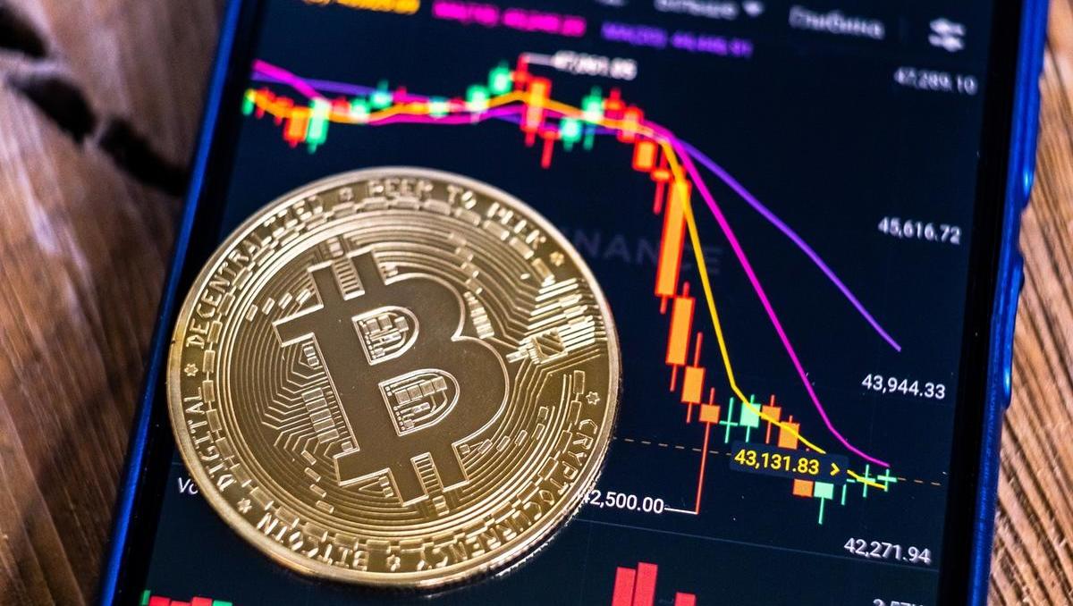 Bitcoin je pod pritiskom, nove rasti pa ni na obzorju