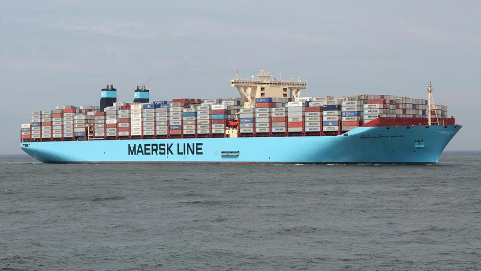 Se največji kontejnerski ladjar Maersk pripravlja na veliki prevzem? 