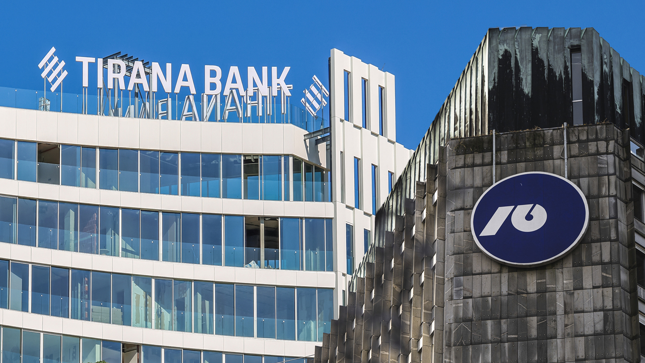 NLB vstopa še na en tvegan trg: katero albansko banko ima na tarči