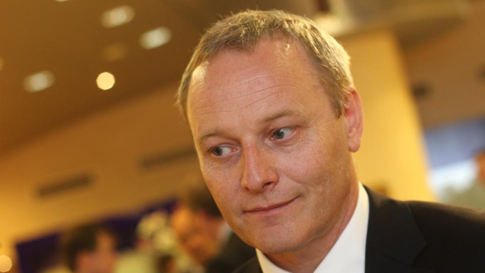 AmCham vladi svetuje, kako do gospodarskega razcveta