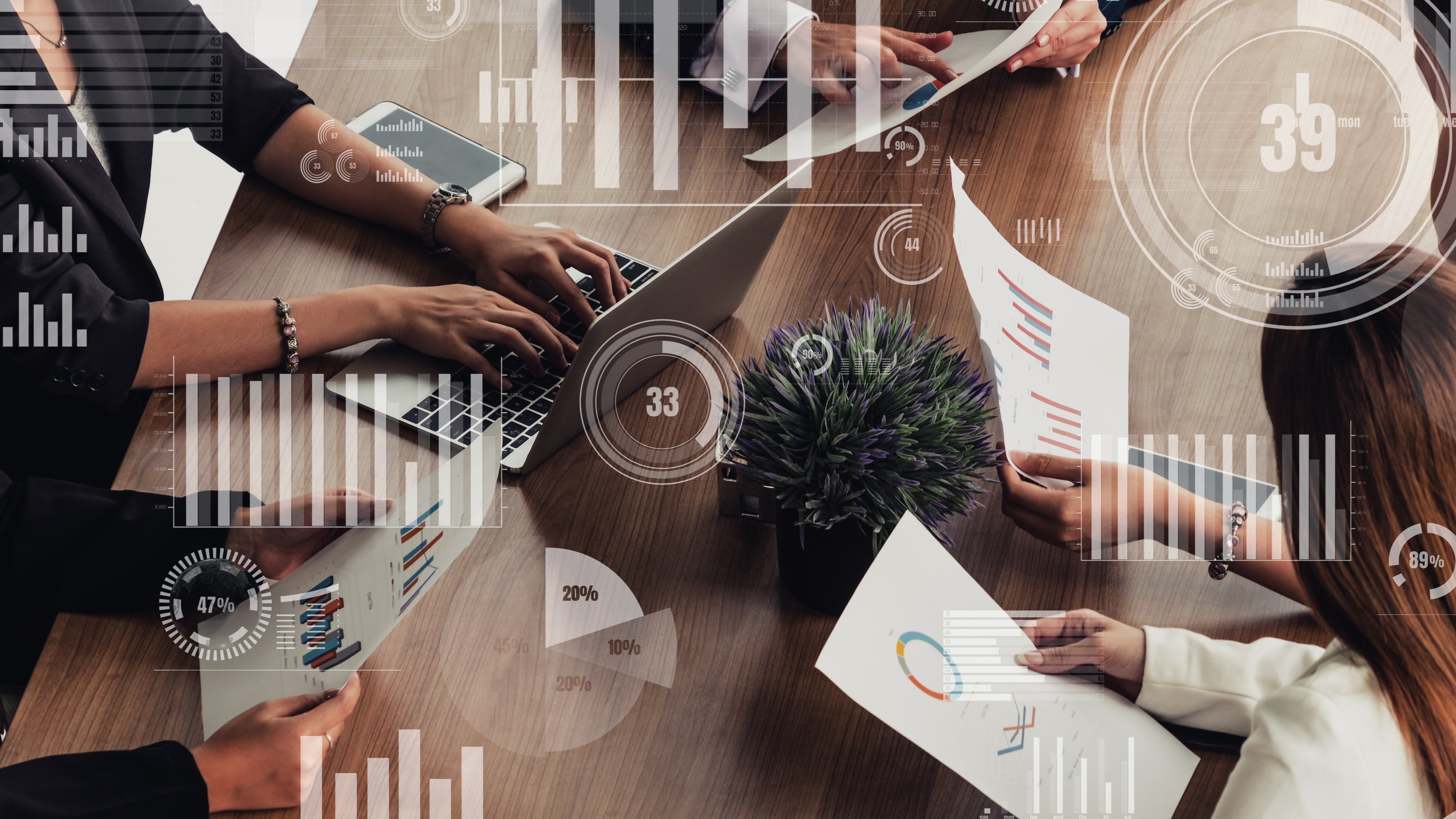 Na enem mestu: kaj razkrivajo bilance slovenskih borznih družb