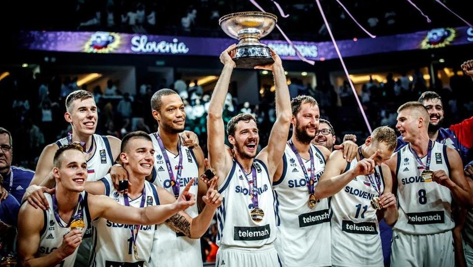Slovenski košarkarji na evropskem prvenstvu zlati