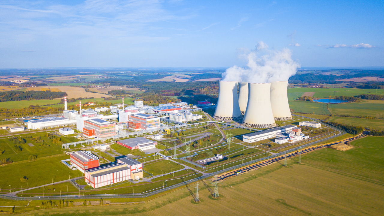 Čehi načrtujejo deset malih jedrskih reaktorjev. Kako tečejo priprave?