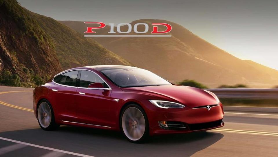 Tesla model S P100D: 611 km dosega in pospešek hitrejši od ferrarija za milijon evrov