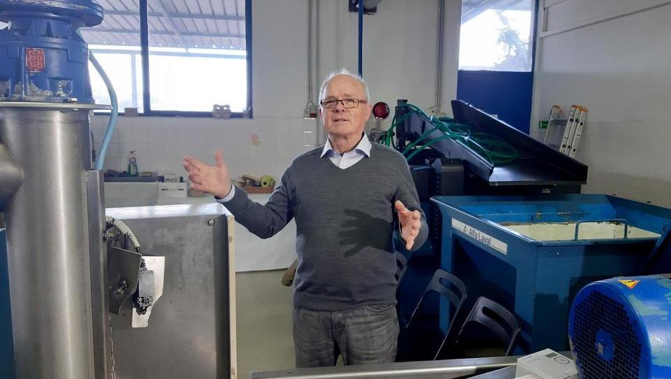 (video) Slovenski oljkar bo delal stroje, ki prinašajo revolucijo v izdelavo olja